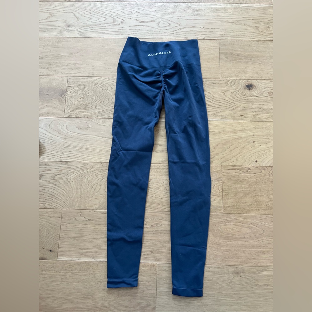 Alphalete Navy Blue Leggings - Picture 2 of 3